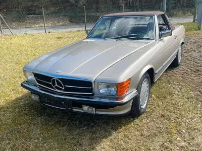 Gebraucht Mercedes 560 227 PS (166 kW) 1986 Gold Cabrio