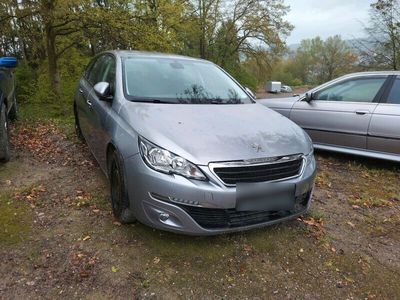gebraucht Peugeot 308 SW II Blue HDI 1.6 120PS Active FAP Euro 6