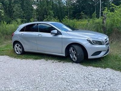 Gebraucht Mercedes A180 110 PS (80 kW) 2013 Silber Kleinwagen