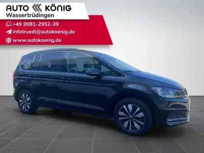 Gebraucht VW Touran Comfortline 150 PS (110 kW) 2025 Schwarz Van / Kleinbus