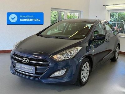 Gebraucht Hyundai i30 Classic 101 PS (74 kW) 2017 Blau Limousine