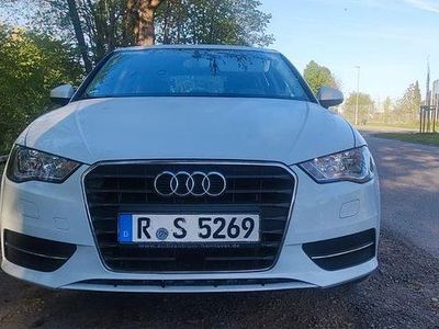 Gebraucht Audi A3 Ambition 110 PS (80 kW) 2014 Weiß Limousine