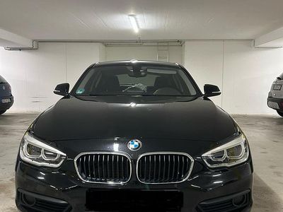 Gebraucht BMW 118 136 PS (100 kW) 2019 Schwarz Kleinwagen
