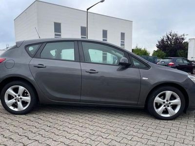 Gebraucht Opel Astra 116 PS (85 kW) 2009 Grau Limousine