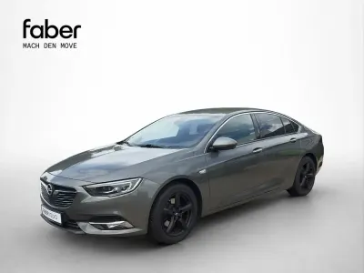 Gebraucht Opel Insignia Exklusiv 209 PS (153 kW) 2018 Grau Limousine