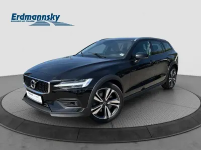 Gebraucht Volvo V60 CC 145 PS (106 kW) 2021 Kombi