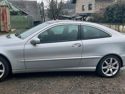 Mercedes C230