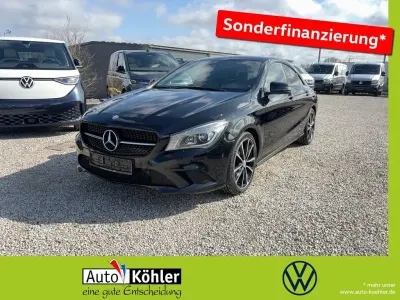 Gebraucht Mercedes CLA220 Urban 177 PS (130 kW) 2016 Schwarz Limousine
