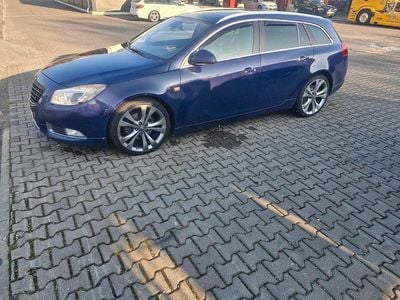 Gebraucht Opel Insignia 131 PS (96 kW) 2011 Blau Kombi