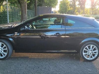 Opel Astra GTC