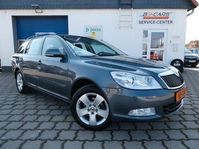 Gebraucht Skoda Octavia Elegance 102 PS (75 kW) 2009 Grau Kombi