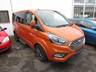 Second-hand Ford Tourneo Titanium X 185 CP (136 kW) 2019 Portocaliu Monovolum