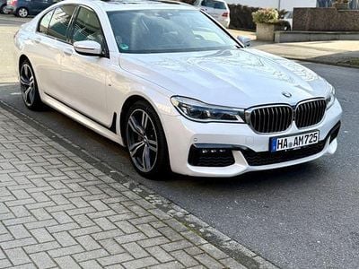 Weiß Gebraucht 2017 BMW 740 M Sport Limousine | 32.000 € (Guter Preis)