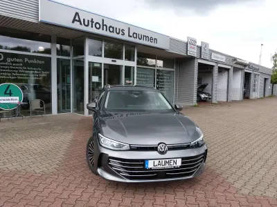 Gebraucht VW Passat Elegance 150 PS (110 kW) 2026 Diabasgrau metallic Kombi