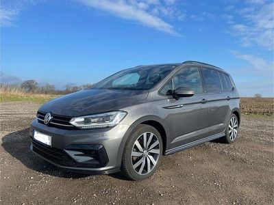 Gebraucht VW Touran Highline 179 PS (131 kW) 2017 Grau Van / Kleinbus