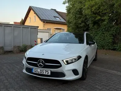Gebraucht Mercedes A180 Progressive 136 PS (100 kW) 2020 Weiß Limousine