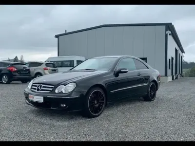 Gebraucht Mercedes CLK200 184 PS (135 kW) 2008 Schwarz Coupé