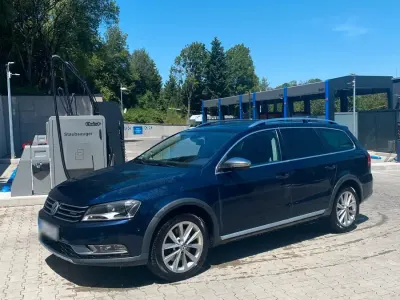 Gebraucht VW Passat 170 PS (125 kW) 2012 Blau Kombi