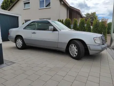 Gebraucht Mercedes E320 220 PS (161 kW) 1993 Silber Coupé