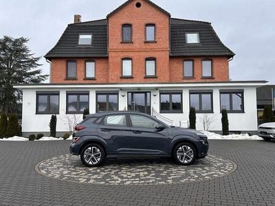Gebraucht Hyundai Kona Select 100 kW (136 PS) 2021 Blau SUV