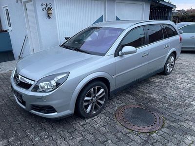 Second-hand Opel Vectra Cosmo 184 CP (135 kW) 2007 Argintiu Break