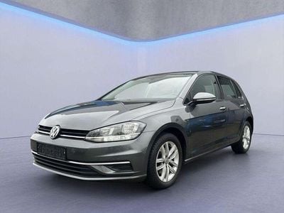 Gebraucht VW Golf VII 150 PS (110 kW) 2019 Indiumgraumet. Limousine