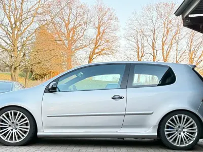 Gebraucht VW Golf IV R 250 PS (183 kW) 2006 Silber Limousine