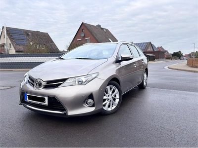 Toyota Auris Touring Sports
