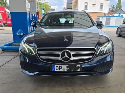 Mercedes E220