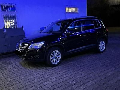 Gebraucht VW Tiguan 140 PS (102 kW) 2008 Schwarz SUV