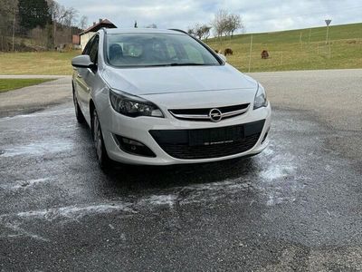 gebraucht Opel Astra Sports Tourer 1,7 CDTI