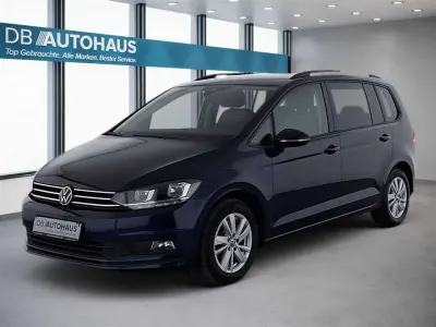 Gebraucht VW Touran Comfortline 150 PS (110 kW) 2023 Blau Van / Kleinbus