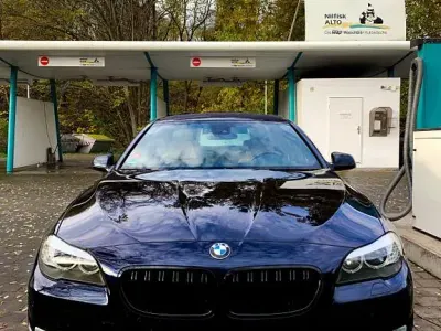 Używany BMW 535 Performance 306 KM (225 kW) 2010 Niebieski Sedan/Limuzyna