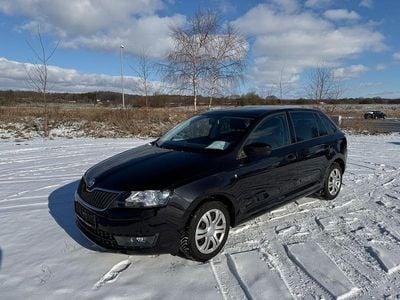 Gebraucht Skoda Rapid Elegance 86 PS (63 kW) 2014 Schwarz Kleinwagen