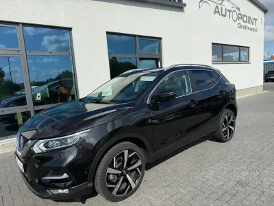 Gebraucht Nissan Qashqai 360º 159 PS (116 kW) 2019 Schwarz SUV