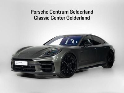 Grün Gebraucht 2024 Porsche Panamera Turbo E-Hybrid Limousine | 198.900 € (Fairer Preis)