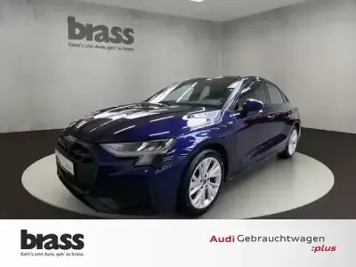 Gebraucht Audi A3 S-Line 116 PS (85 kW) 2025 Navarrablau metallic Limousine