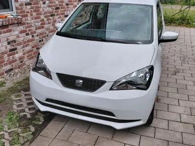Gebraucht Seat Mii Ecomotive 60 PS (44 kW) 2015 Weiß Kleinwagen