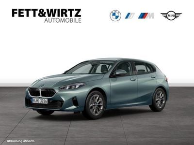 Gebraucht BMW 120 150 PS (110 kW) 2025 Cape york grün metallic metallic Kleinwagen