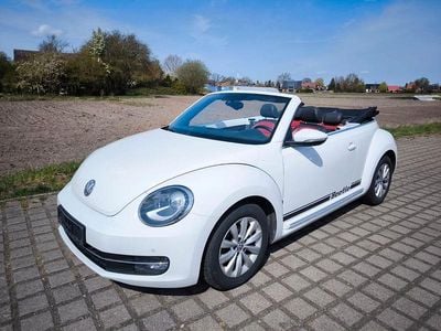 Gebraucht VW Beetle Design 150 PS (110 kW) 2015 Weiß Kleinwagen