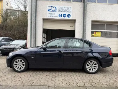 Gebraucht BMW 318 Advantage 129 PS (94 kW) 2006 Blau Limousine