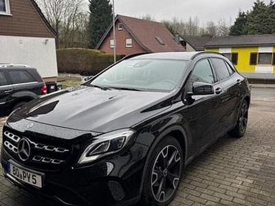 Mercedes GLA180