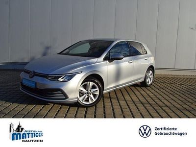 Gebraucht VW Golf VIII Life 131 PS (96 kW) 2022 Silber Limousine