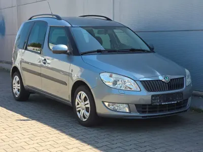 Gebraucht Skoda Roomster Plus Edition 86 PS (63 kW) 2011 Grau Van / Kleinbus