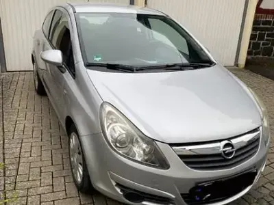 Gebraucht Opel Corsa Edition 80 PS (58 kW) 2008 Silber Kleinwagen