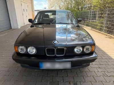 Gebraucht BMW 535 211 PS (155 kW) 1989 Schwarz Limousine