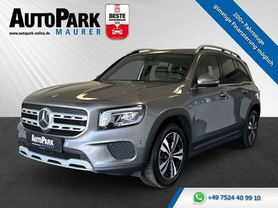 Mercedes GLB220