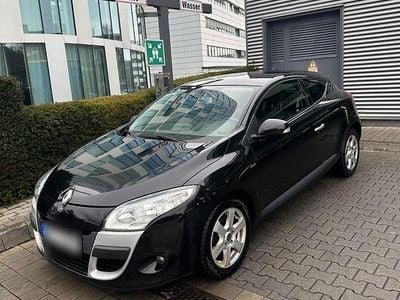 Gebraucht Renault Mégane Coupé Bose Edition 131 PS (96 kW) 2011 Schwarz Coupé