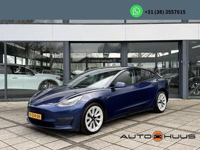 Blau Gebraucht 2020 Tesla Model 3 Limousine | 20.900 € (Etwas zu teuer)