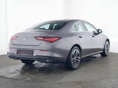 Second-hand Mercedes CLA200 Business 163 CP (119 kW) 2024 Gri Coupe